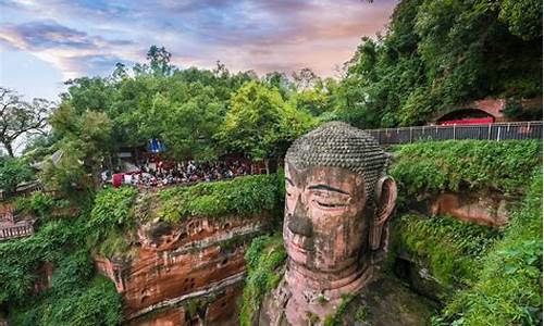 四川乐山大佛旅游攻略_乐山大佛不能拜的原因