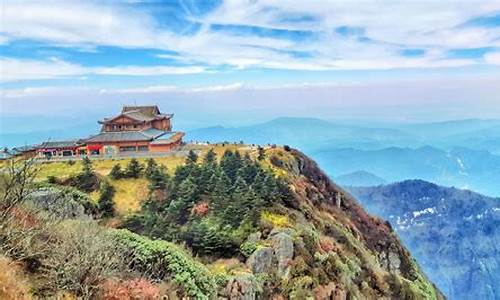 峨眉山旅游景点介绍_峨眉山旅游景点介绍作文